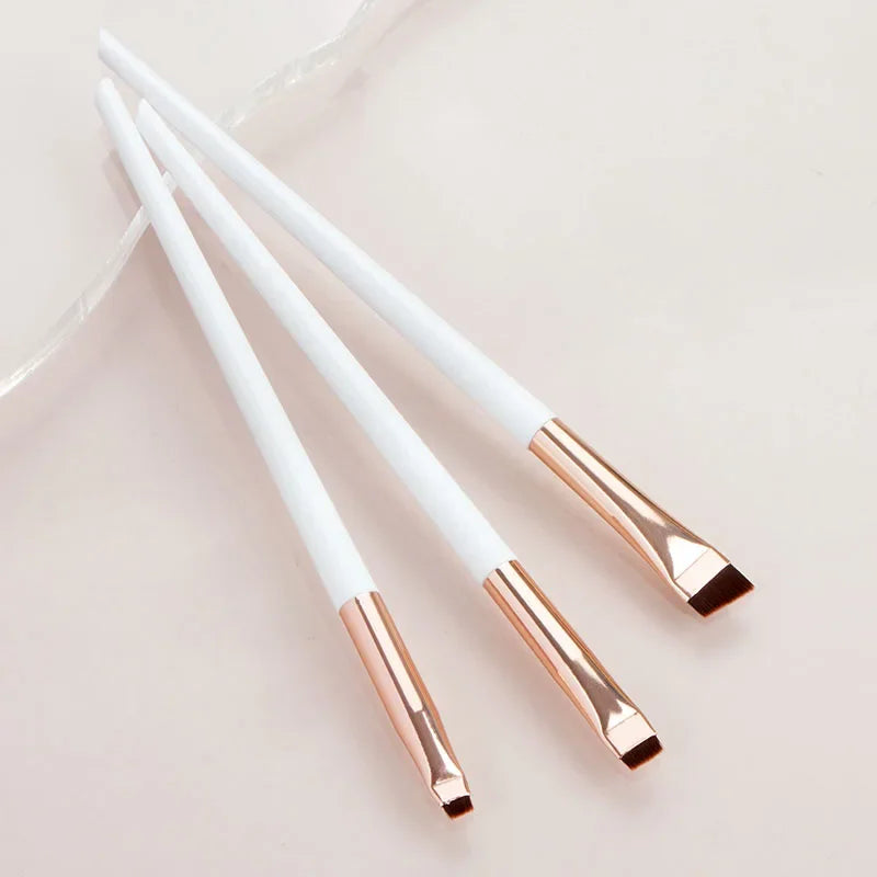 Blade Eyeliner Brush
