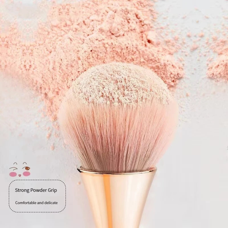 Rose Golden Fan Brush